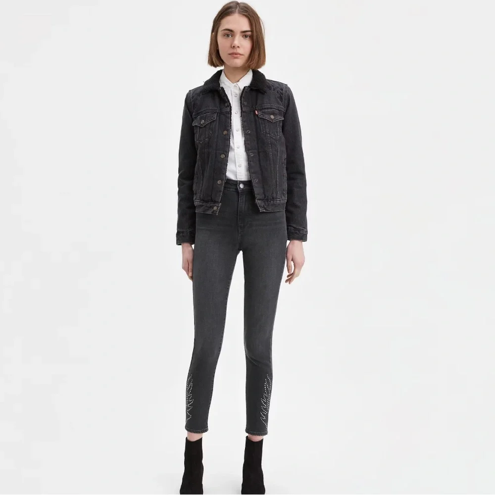Levi’s brand new 721 high rise skinny ankle jeans so so stunning. Paid 99+tax - Picture 4 of 12